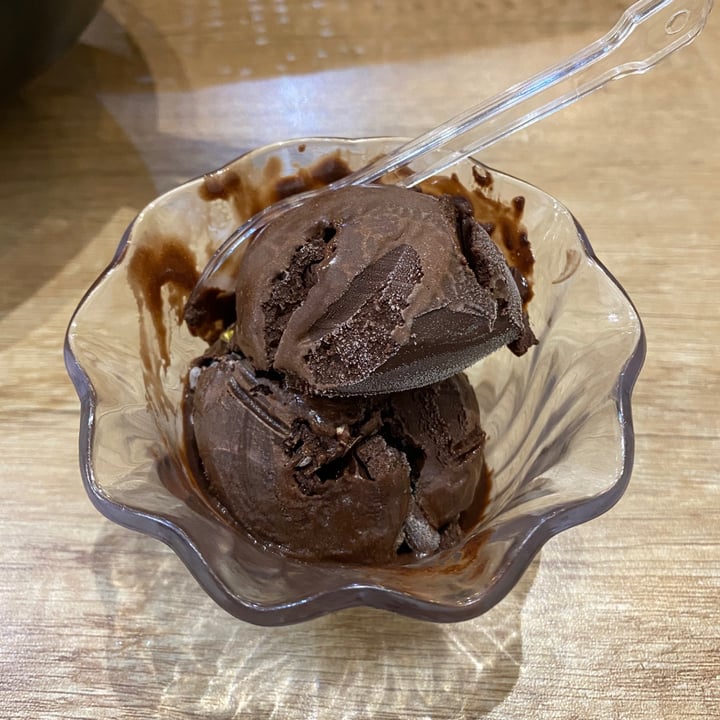 photo of Saute-San Golden Dark Chocolate Sorbet shared by @maix on  31 Oct 2020 - review