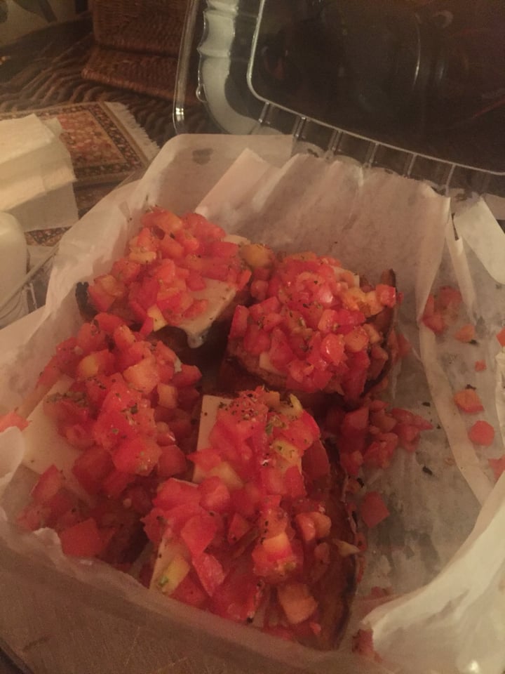 photo of Pizza Nea Bruschetta shared by @klombard on  22 Sep 2018 - review