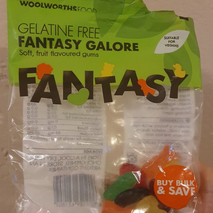 photo of Woolworths Food Gelatine Free Fantasy Galore Soft Fruit Flavoured Gums shared by @hazelw on  28 Jul 2020 - review