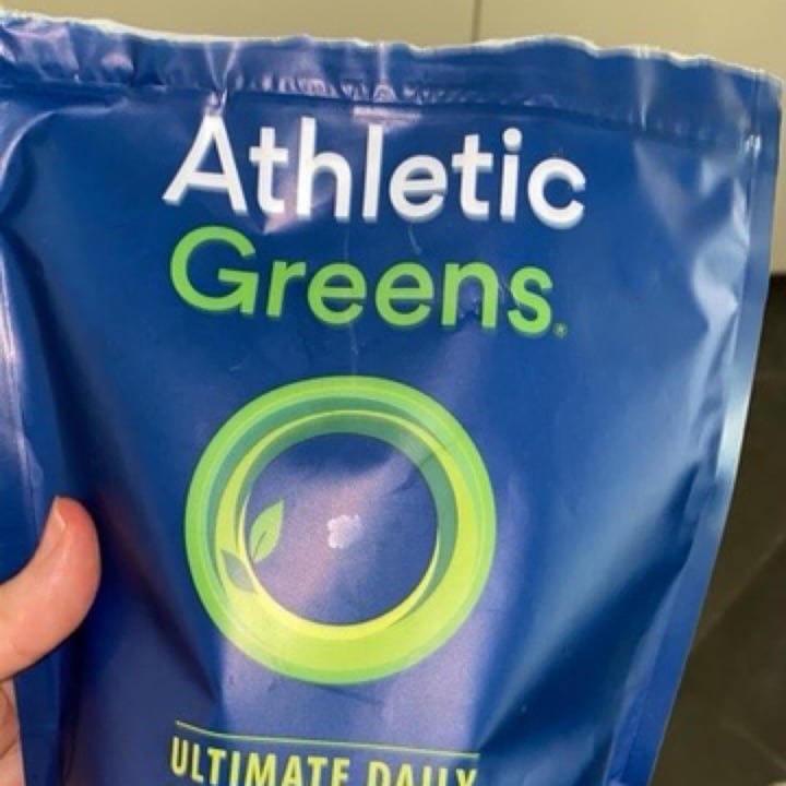 review photo of athletic greens ultimate daily supplement shared by @nnelg on 10 Jun 2020 - review