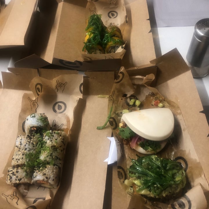 review photo of ROCK'N'ROLLS SUSHI Psychedelic Roll shared by @juandavidbarrera on 13 Feb 2021 - review