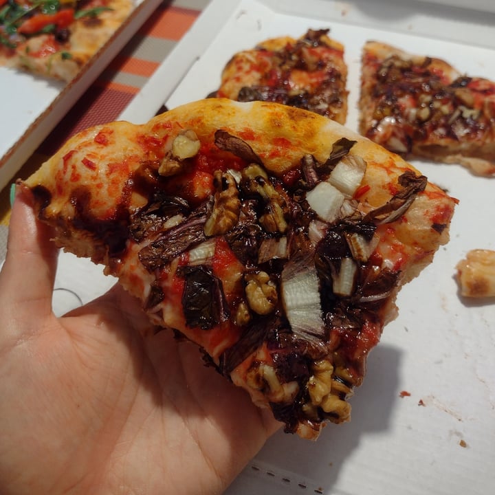 review photo of Etnico Food Lab Pizza "Rad" shared by @anahitasazesh on 19 Jul 2022 - review