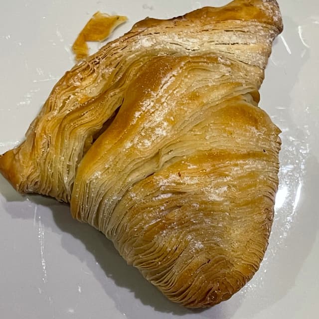 Foto del piatto “Sfogliatella riccia”