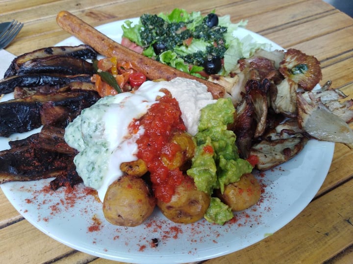 review photo of Vegoto Fast Food Picada shared by @caalsoya on 05 Aug 2019 - review