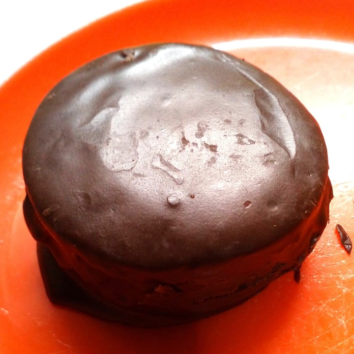 review photo of Felices Las Vacas Alfajor Negro shared by @marielita on 14 Feb 2021 - review