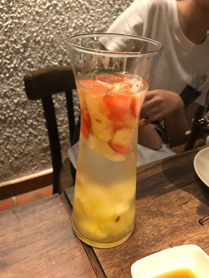 photo of Hum Vegetarian, Garden & Restaurant Yellow Watermelon, Strawberry Detox Water shared by @jannapham on  16 Feb 2020 - review