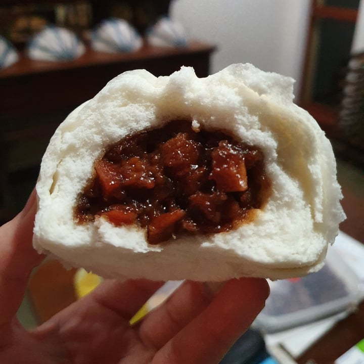 photo of LV GOLD Char Sao (BBQ) vegetarian steam buns shared by @aprilh on  19 Jul 2021 - review