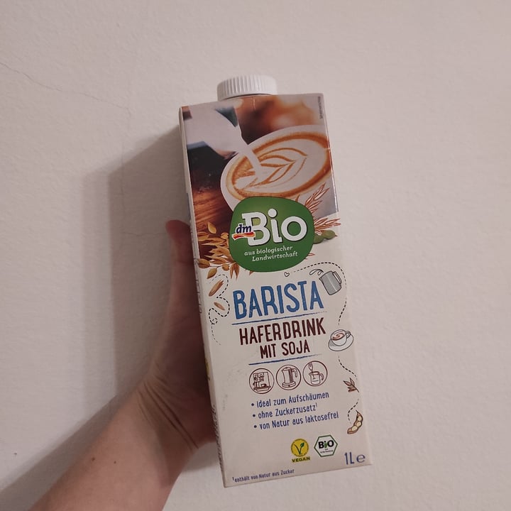 review photo of dmBio Barista Haferdrink mit Soja shared by @vegg on 07 Feb 2022 - review