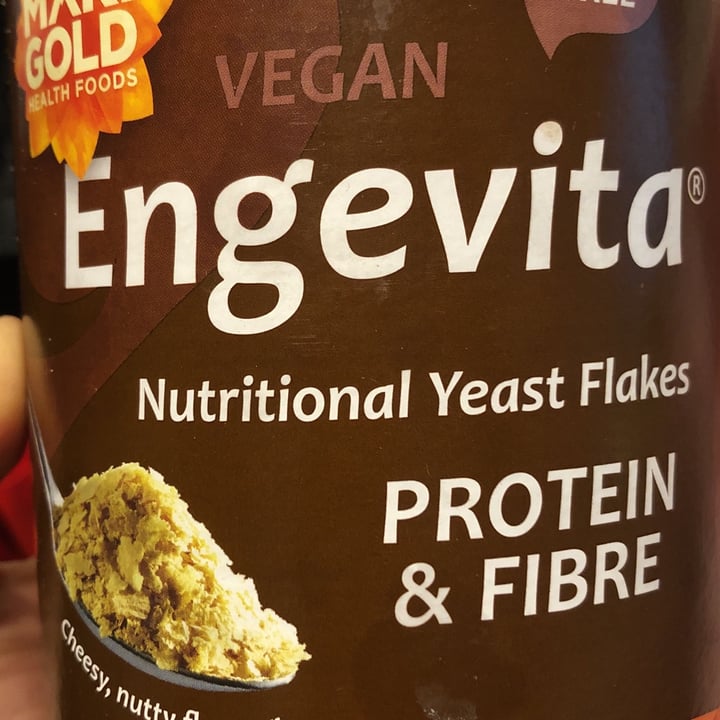 review photo of Marigold Health Foods Vegan engevita nutritional flakes shared by @semplicemente-vegan on 13 Mar 2022 - review