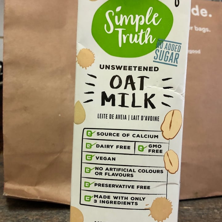 photo of Simple Truth Unsweetened Oat Milk shared by @erino on  21 Jul 2021 - review