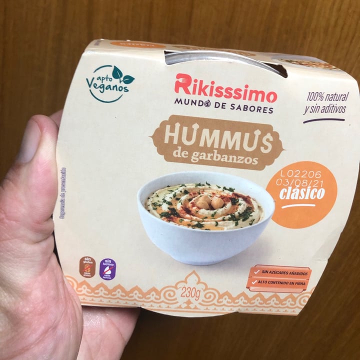 photo of Rikissimo Hummus clasico shared by @jaavime on  06 Jul 2021 - review