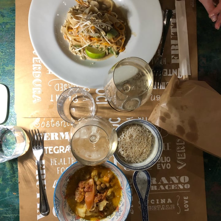 photo of Sementis Vegan Pad Thai shared by @grazia2 on  15 Oct 2022 - review