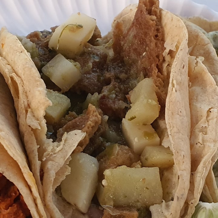 photo of Veganísimo Loncheria Vegana Taco de chicharrón shared by @menny on  24 Dec 2021 - review