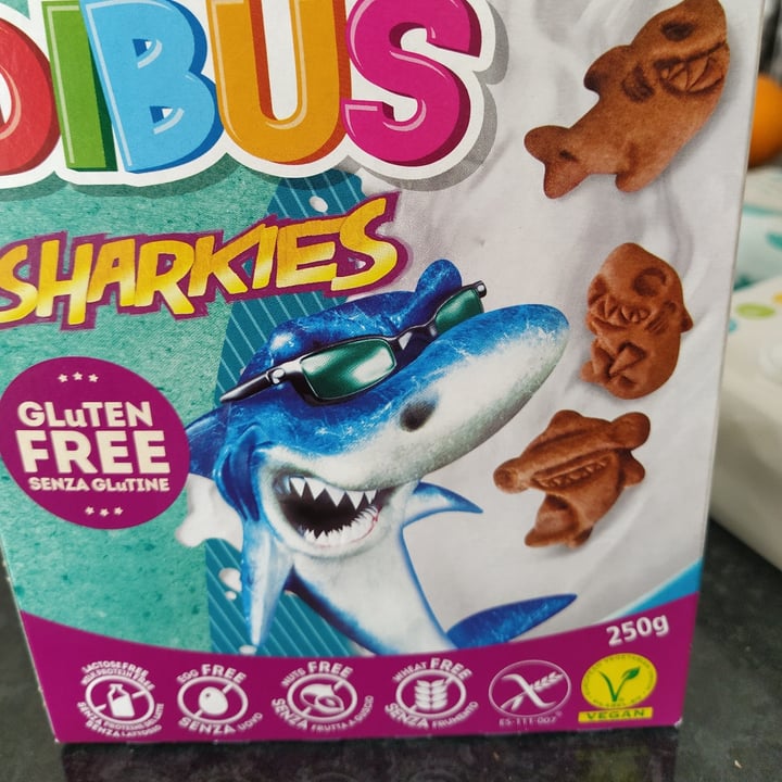 review photo of Gullón Dibus Sharkies shared by @adelialoureiro on 24 May 2022 - review