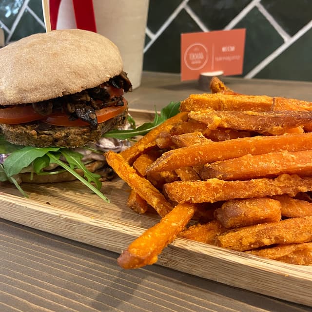 Photo of the dish “Mushroom burger with sweet potatos”