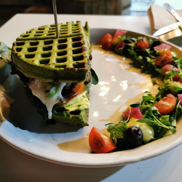 photo of Vegamo MX Waffle Sandwich Chewbacca shared by @wloria on  31 Oct 2020 - review