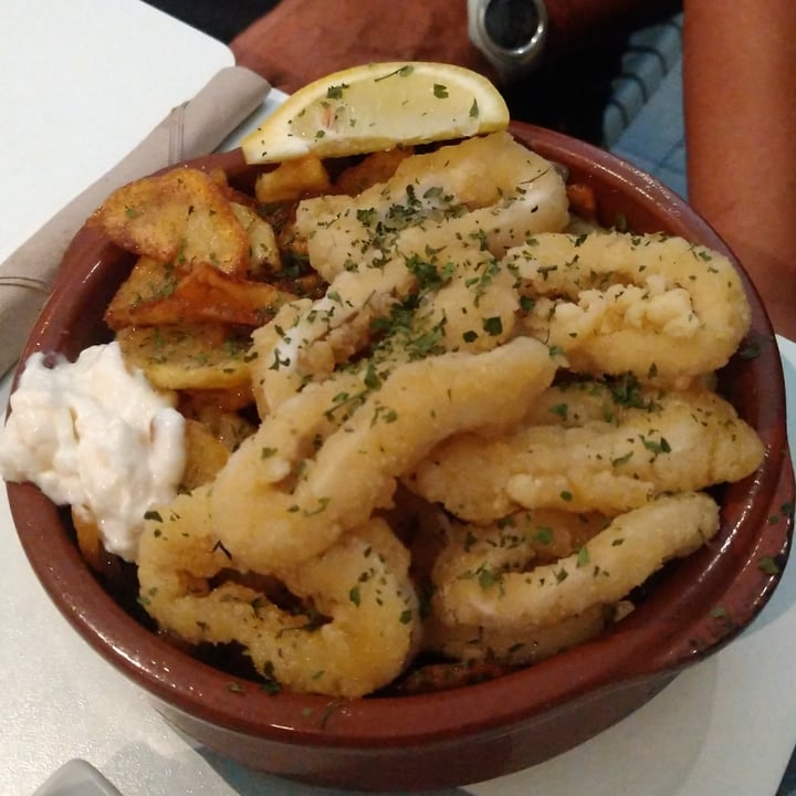photo of El Ojú Calamares veganos shared by @theandalusianqueer on  04 Aug 2021 - review