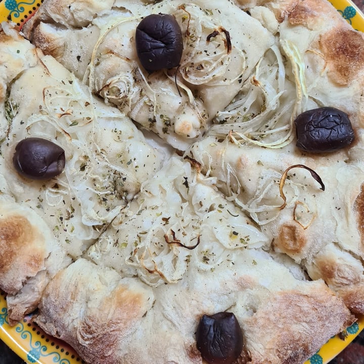 photo of Mudrá Pizza fugazetta shared by @annto on  18 Jul 2020 - review