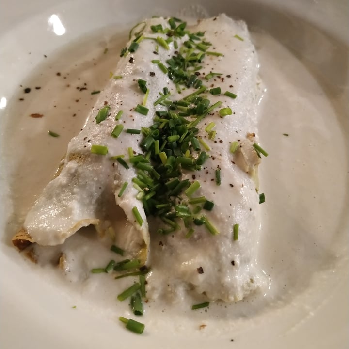 photo of Casa Munay Canelones Con Crema de Hongos shared by @beiaene on  16 Apr 2022 - review