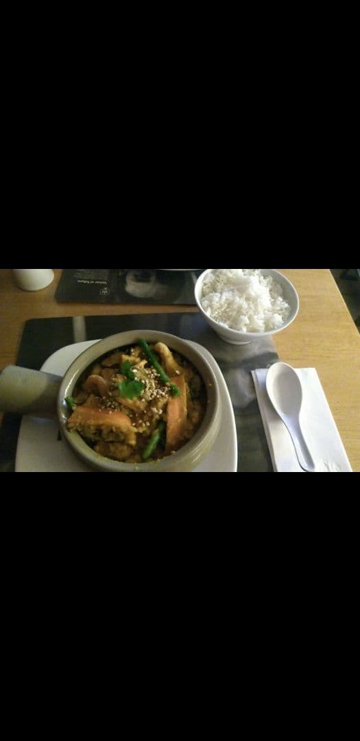 Photo of the dish “curry khmer con tofu sin nam-pla”