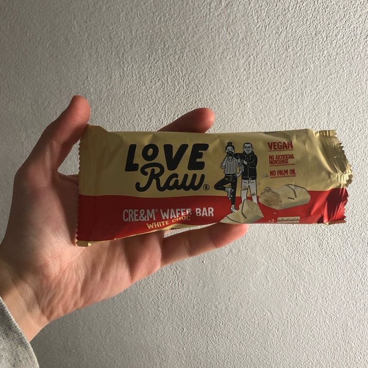 photo of LoveRaw Cre&m Wafer Bar White Choc shared by @mariagrauc on  04 Dec 2021 - review