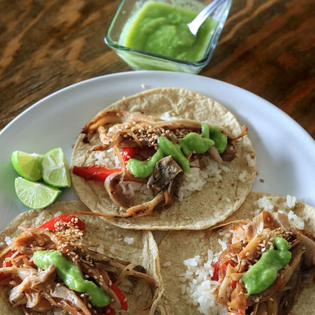Photo of the dish “Tacos de setas encebolladas acompañados con arroz y salsa bien picosa”