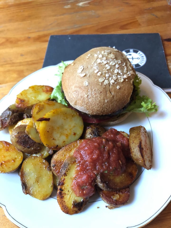 photo of Kombüse - Vegetarische Küche Black Bean Burger shared by @jaga94 on  12 May 2019 - review