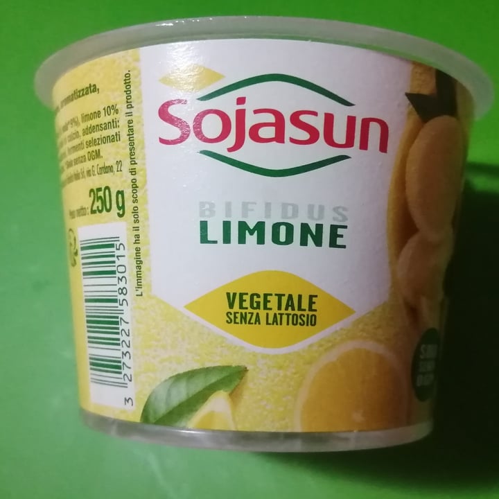 review photo of Sojasun Bifidus Limone shared by @simonabonino on 11 Aug 2021 - review