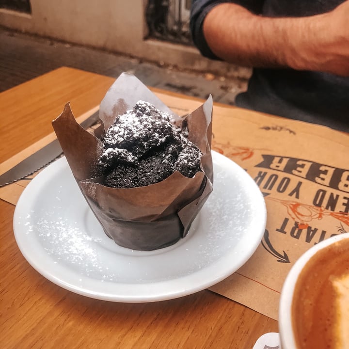 review photo of Padre Coffee Roasters & Beer Muffin de cocolar y pasta de mani shared by @sabrinasilvero on 25 Apr 2021 - review