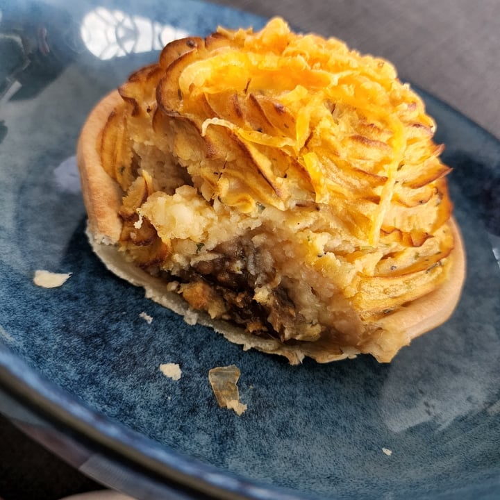 photo of Island Whole Foods Shepherd's Pie shared by @mjearth on  03 Apr 2022 - review