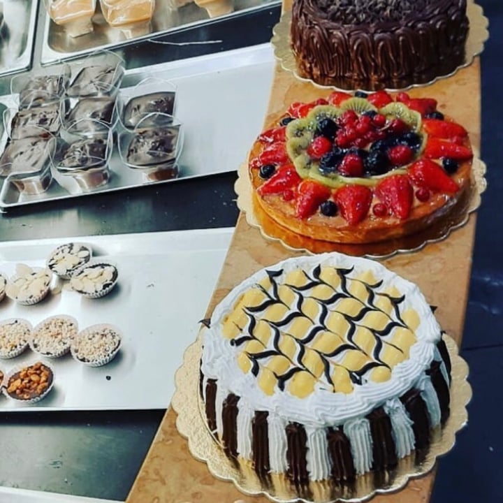photo of Zia ESTERINA GELATERIA Pasticcini vegani shared by @stefidp on  06 Jul 2021 - review