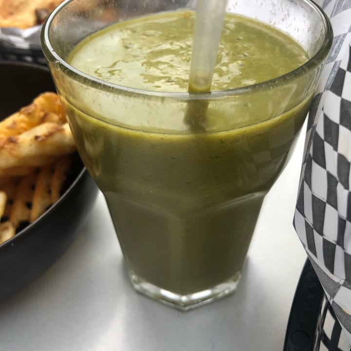photo of Burger Fiancé smoothie shared by @teresamoretti on  17 Jul 2022 - review