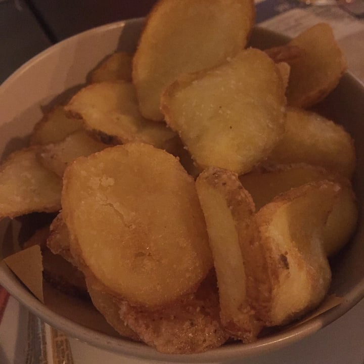 photo of AL 53 Patate Rustiche Fritte shared by @vegali99 on  05 Dec 2021 - review