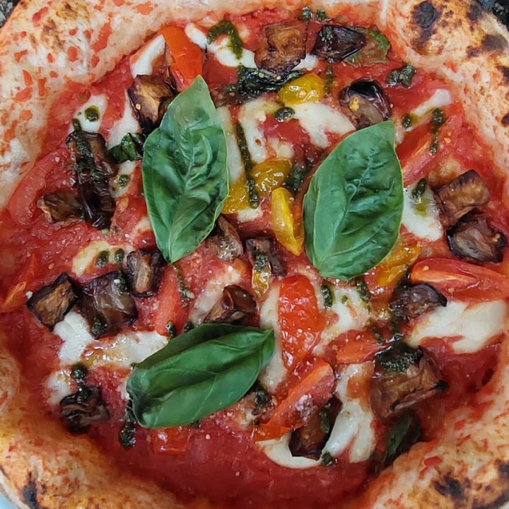 photo of Al Catzone - Pizza Napovegana Pizza Billie shared by @silvicava on  05 Jun 2022 - review