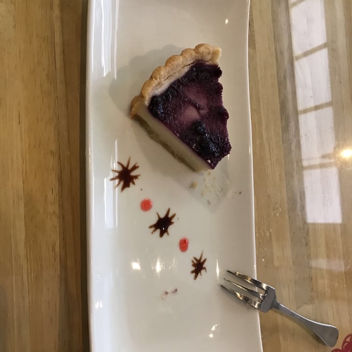 review photo of Loving Hut Blueberry cheesecake shared by @kamleshnaik on 11 Jan 2020 - review