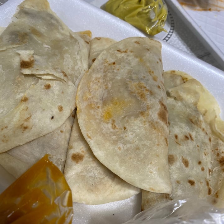 photo of Tacos a Vapor Vegetarianos Tacos De Harina shared by @anacasillas on  16 Oct 2020 - review