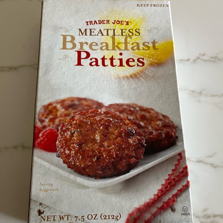 photo of Trader Joe's Trader Joe’s meatless breakfast patties shared by @northmeetssouth on  30 May 2022 - review