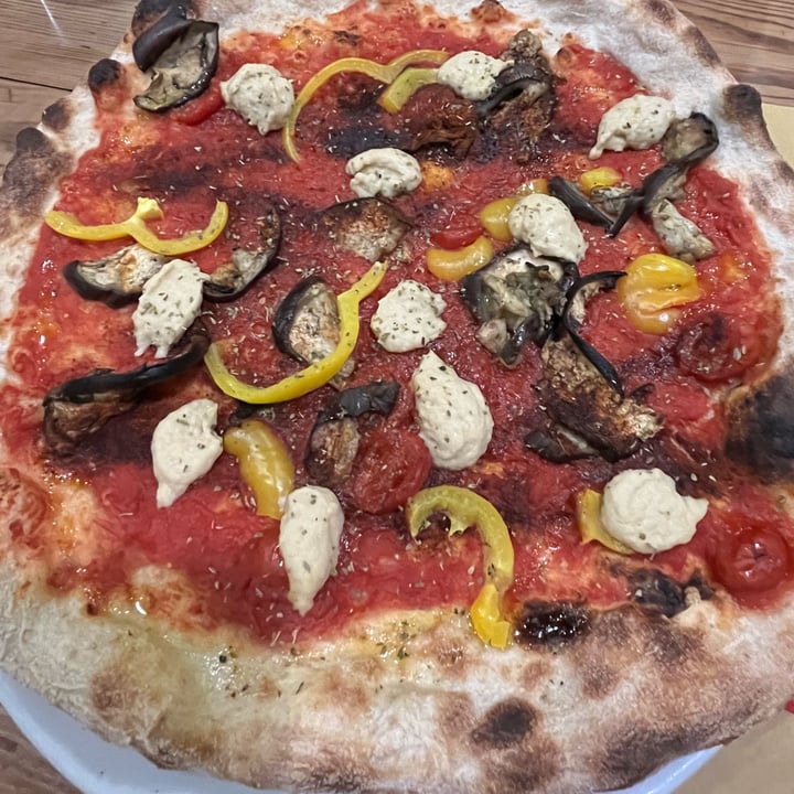 photo of Pota la Pizza Caionvico Fumosa shared by @vulcanoattivo on  04 Nov 2022 - review