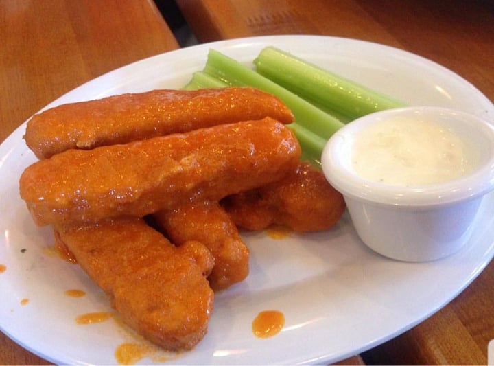 photo of Veggie Grill Buffalo Wings shared by @katiardz on  12 Dec 2019 - review
