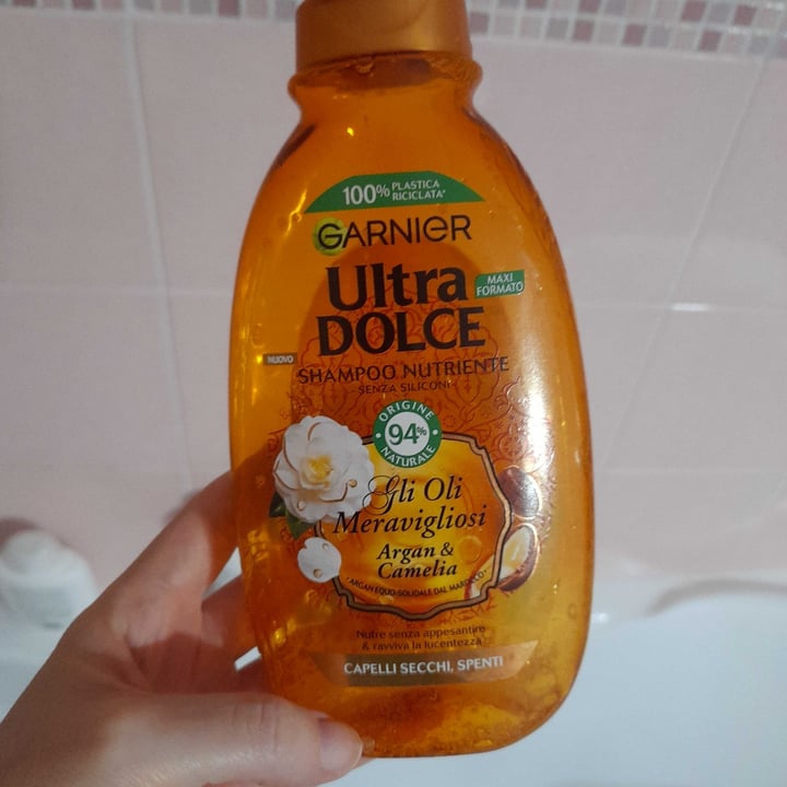 photo of Garnier shampoo argan camelia shared by @afrodite on  04 Oct 2022 - review