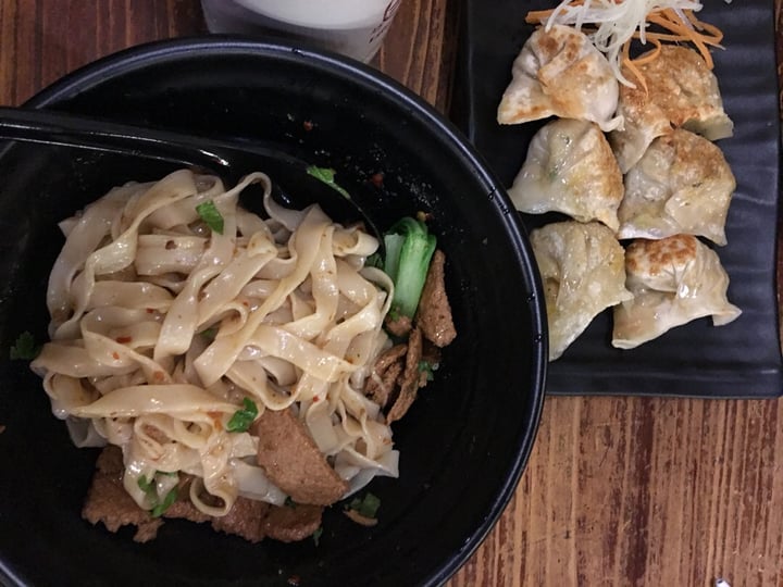 review photo of Life Cafe @ Train Terrace 人间茶坊之火车栈 Spicy Pan mee and vegetarian dumplings shared by @daphling on 16 Jun 2019 - review