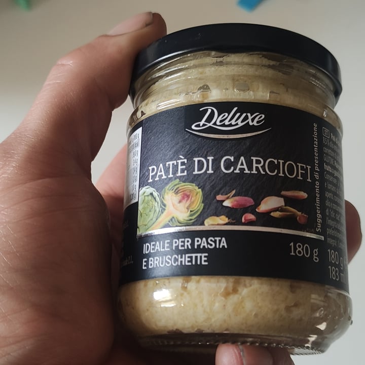 photo of Deluxe Paté di carciofi shared by @veganape on  12 Apr 2022 - review