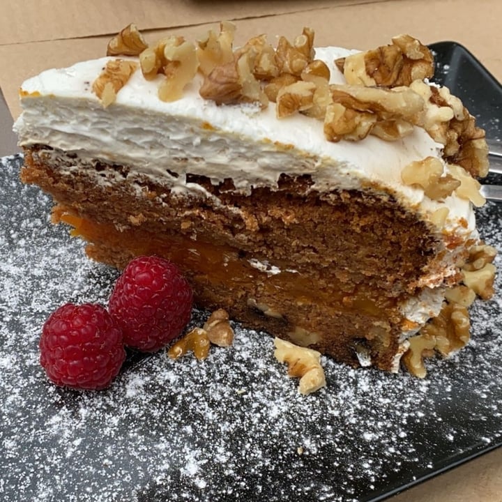 review photo of Serendipia Sin Querer Queriendo Tarta de zanahoria vegana shared by @estheerpadilla on 08 Mar 2021 - review