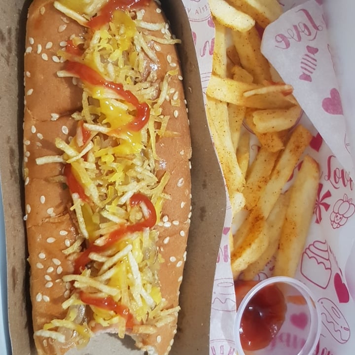 review photo of Frambuesa Pastelería Vegan Perro caliente shared by @catacc on 08 Jul 2021 - review