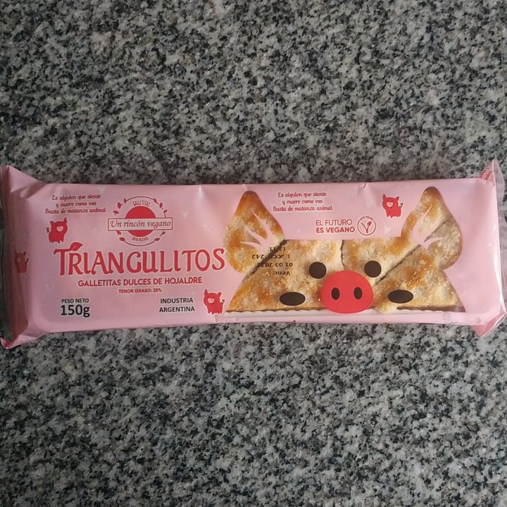review photo of Un Rincón Vegano Triángulitos De Hojaldre shared by @gugudanista on 09 Feb 2022 - review