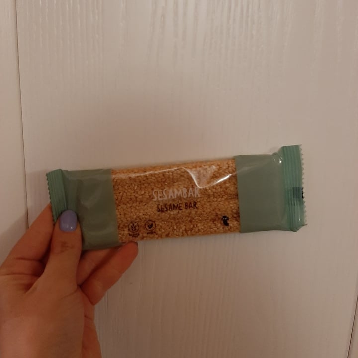 review photo of Flying Tiger Sesame bars shared by @vittoriapassarin on 15 Mar 2022 - review