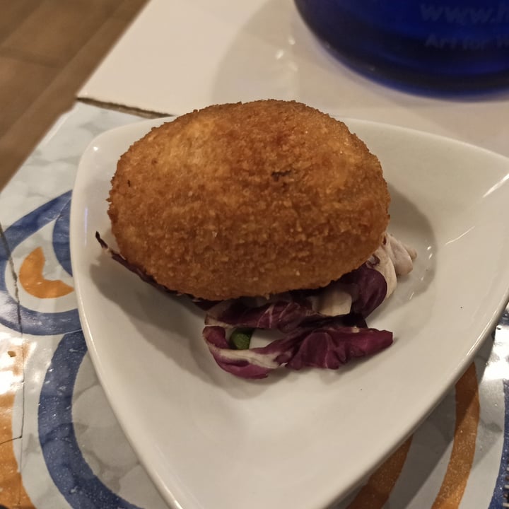 review photo of Ma Va' ? Restaurant Roma supplì alla amatriciana shared by @nikolaus on 06 Nov 2022 - review