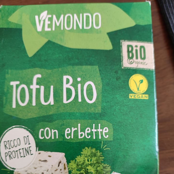 photo of Vemondo Tofu Bio con Erbette shared by @chipie on  10 Mar 2022 - review