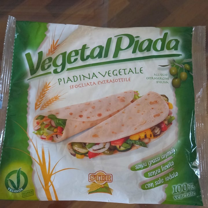 photo of Vegetal piada Piadina vegetale shared by @mariazicaro on  09 Feb 2022 - review
