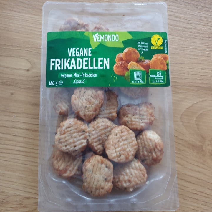 photo of Vemondo Vegane Frikadellen shared by @dave13 on  25 Aug 2021 - review